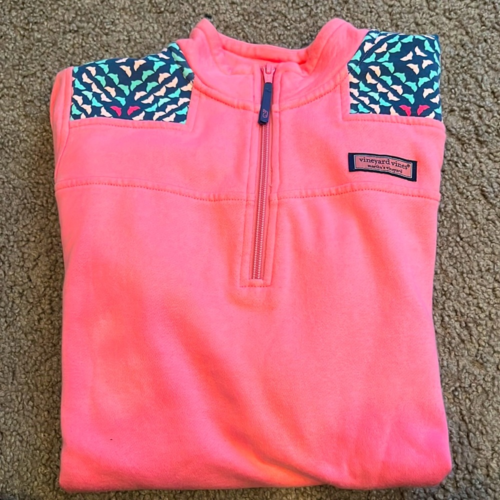 Barley worn, great quality XL girls pullover by stylish brand Vineyard Vines.